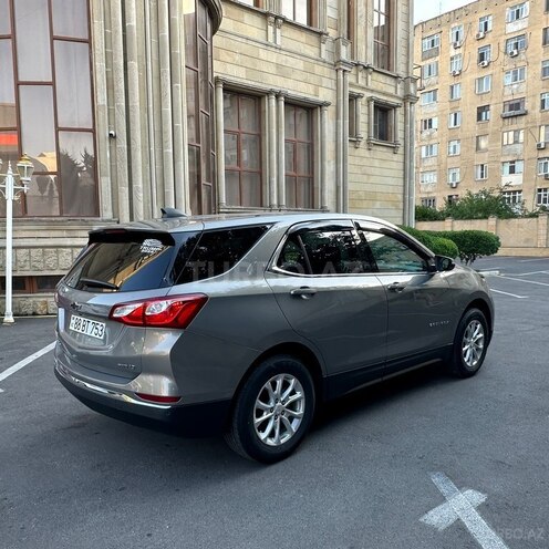Chevrolet Equinox-7