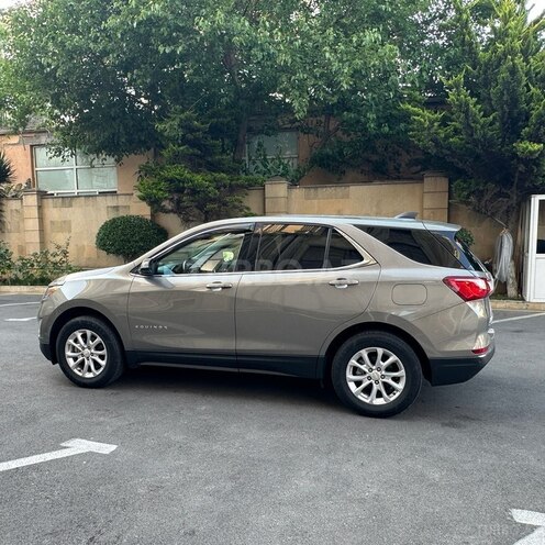 Chevrolet Equinox-4