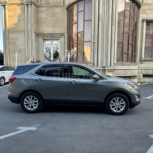 Chevrolet Equinox-8