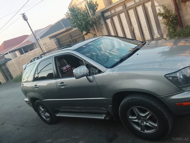 Lexus RX 300-2