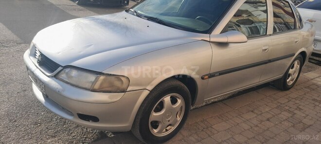 Opel Vectra-4