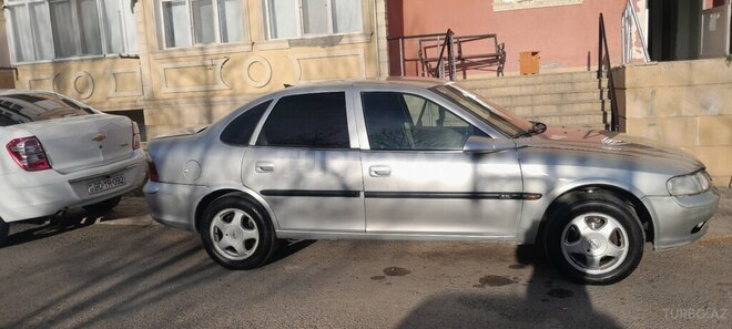 Opel Vectra-5
