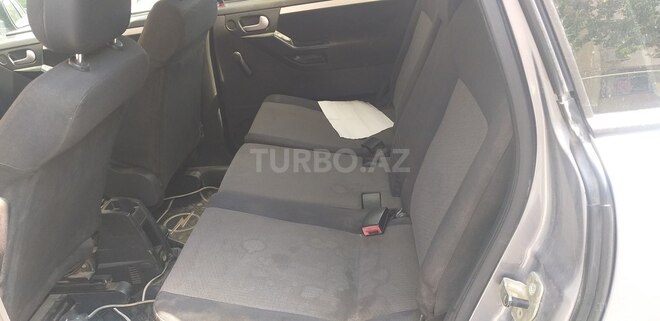 Opel Meriva-5