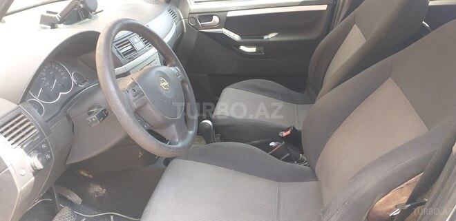 Opel Meriva-6