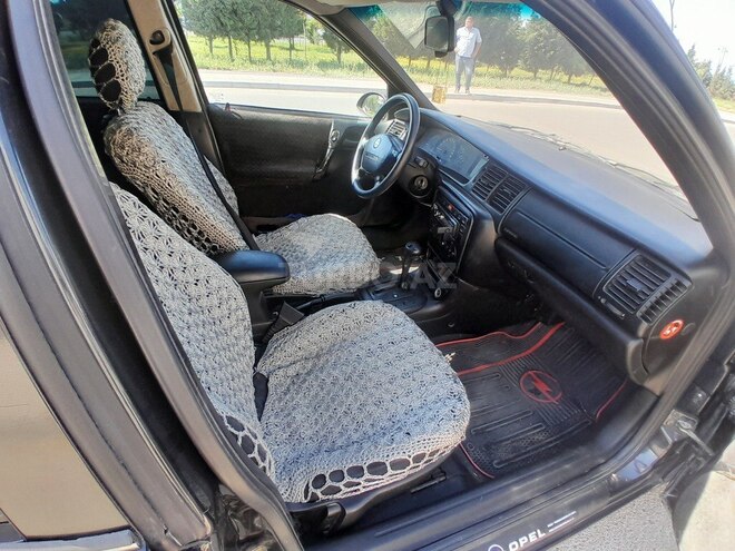 Opel Vectra-5