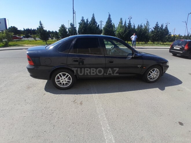Opel Vectra-3