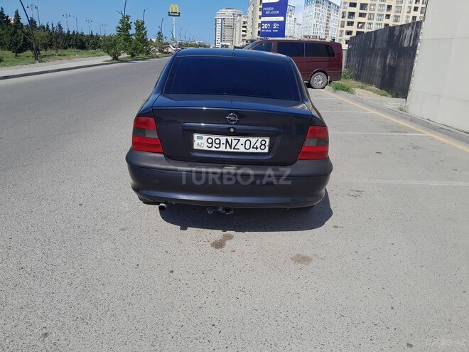 Opel Vectra-6