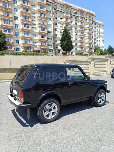 LADA (VAZ) Niva-9