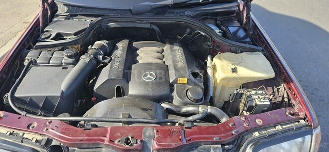 Mercedes C 240-11