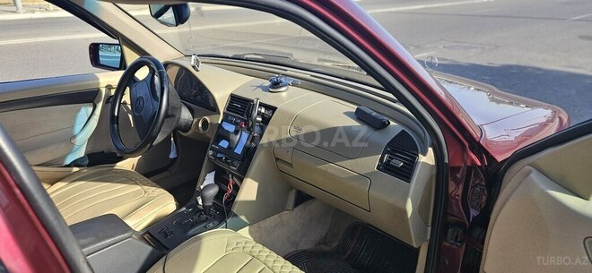 Mercedes C 240-12