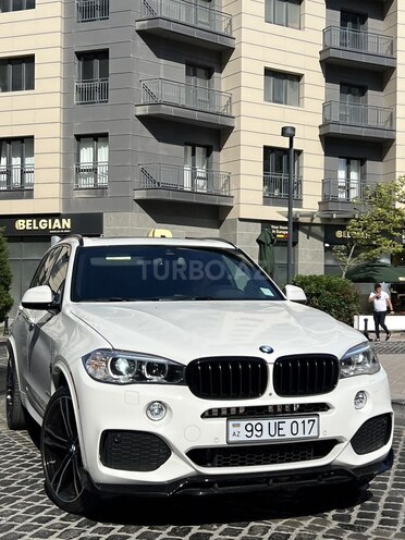 BMW X5-8
