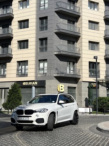 BMW X5-6