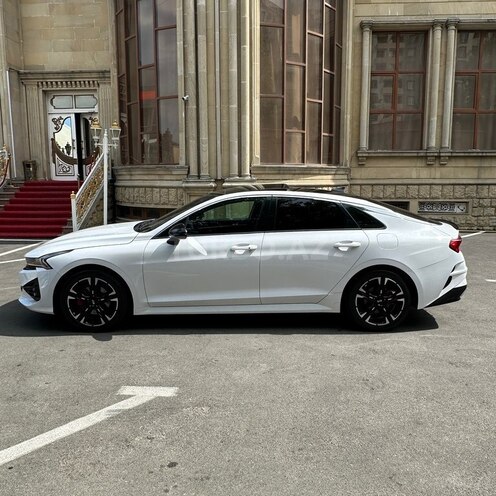 Kia K5-6