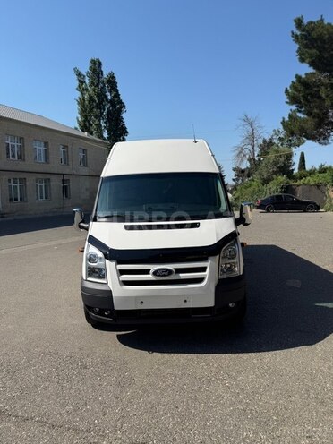 Ford Transit-1