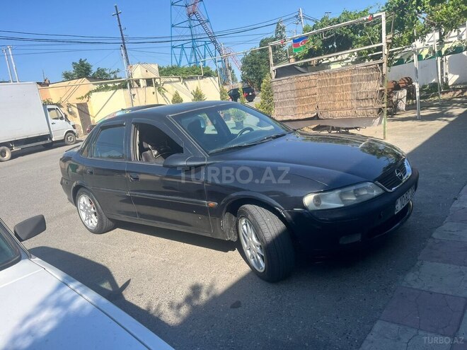 Opel Vectra-10