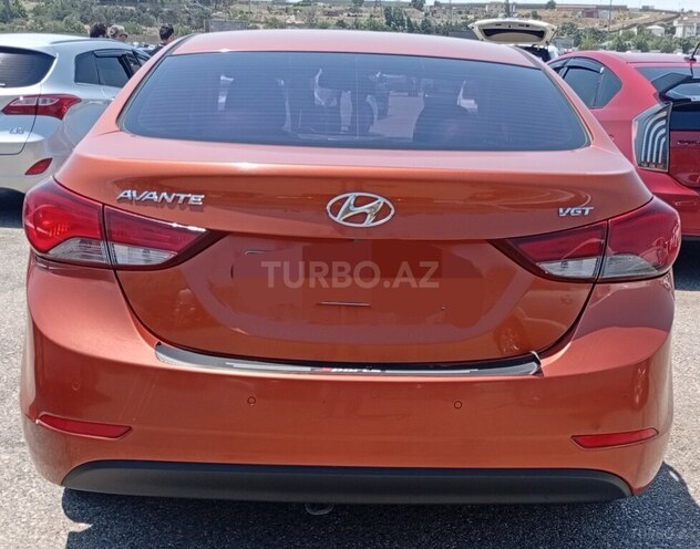 Hyundai Avante-2