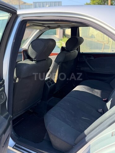 Mercedes E 200-7