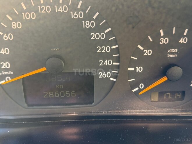 Mercedes E 200-14
