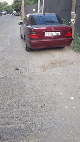 Mercedes C 240-13
