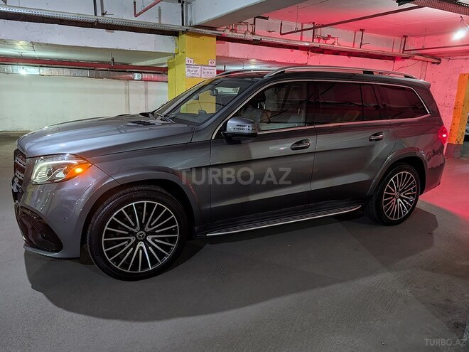 Mercedes GLS 450 4MATIC-8