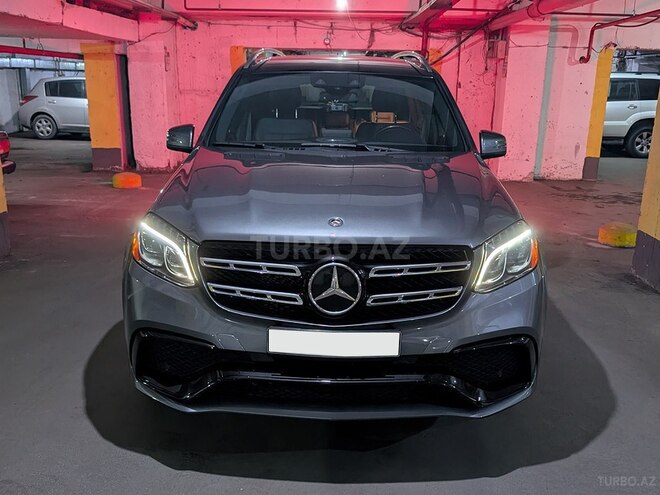 Mercedes GLS 450 4MATIC-1