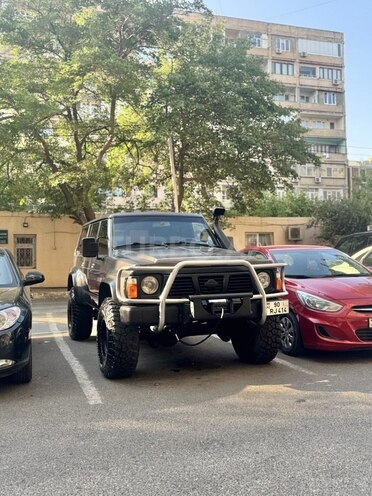 Nissan Patrol-19