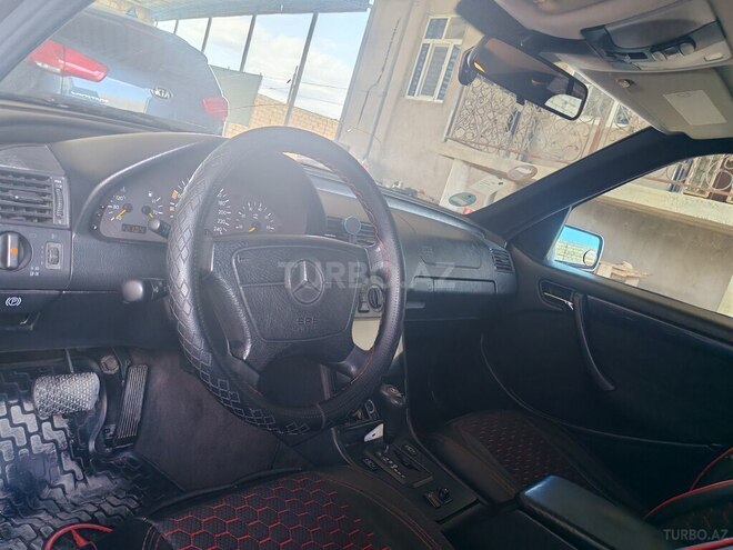 Mercedes C 180-4