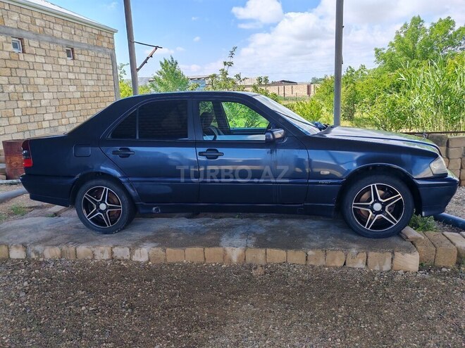 Mercedes C 180-10