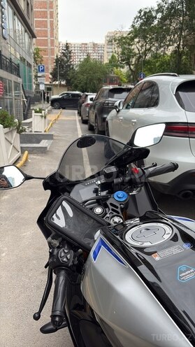 Yamaha R15M-3