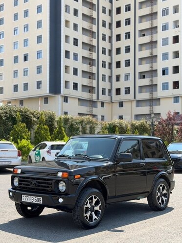LADA (VAZ) Niva-3