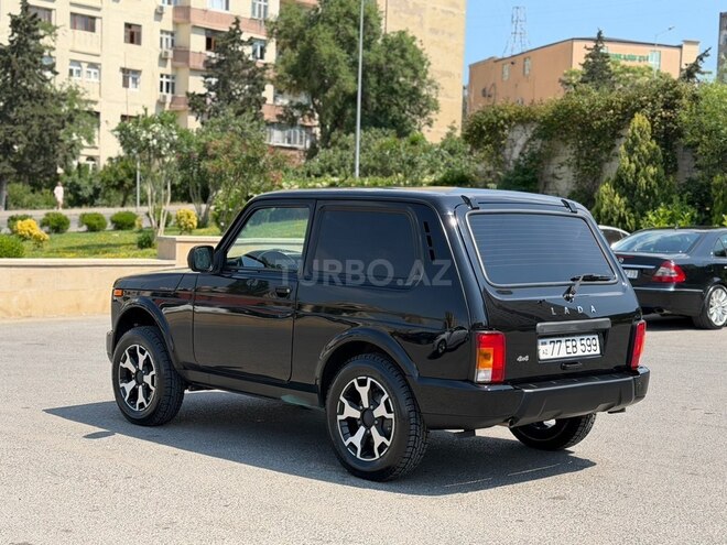 LADA (VAZ) Niva-4