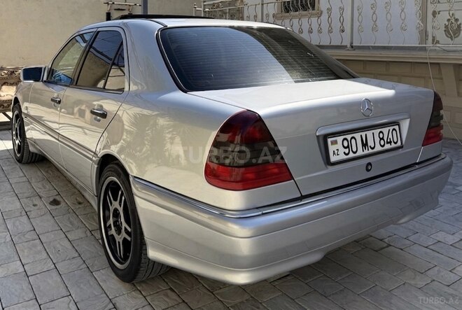 Mercedes C 240-4