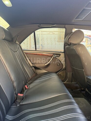 Mercedes C 240-12