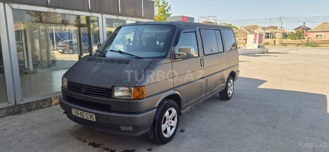 Volkswagen Transporter-2