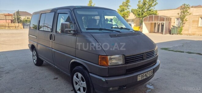 Volkswagen Transporter-3