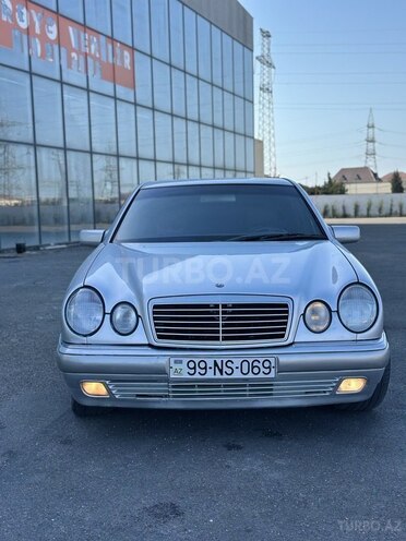 Mercedes E 240-9