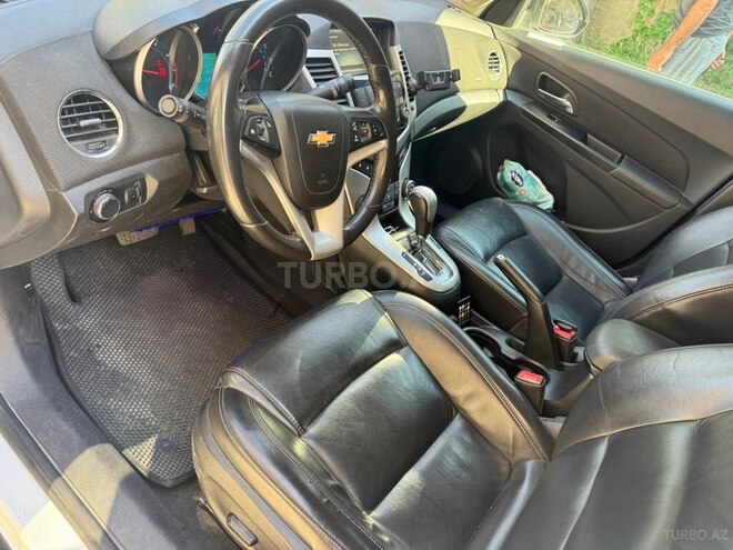 Chevrolet Cruze-6