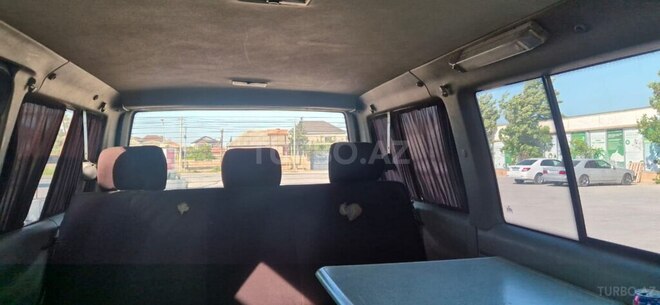 Volkswagen Transporter-8