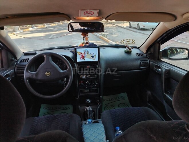 Opel Astra-8