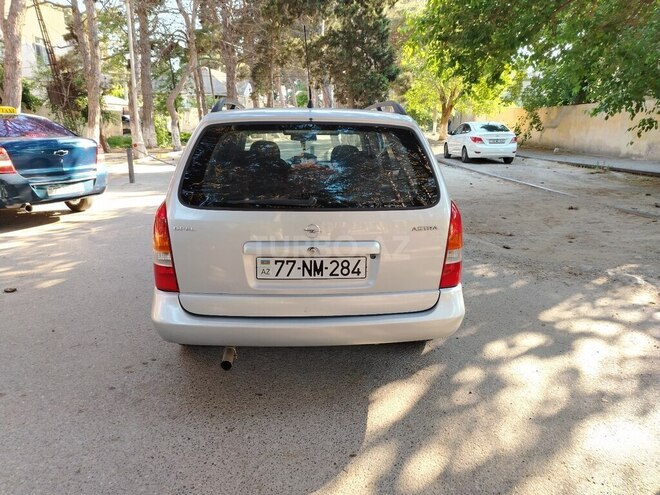 Opel Astra-16