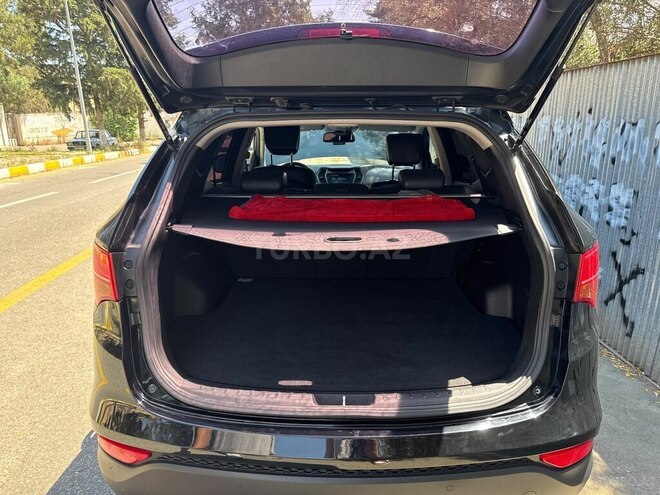 Hyundai Santa Fe-5
