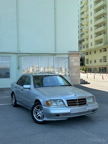 Mercedes C 250-3
