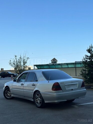 Mercedes C 250-4