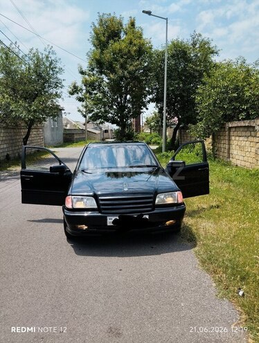 Mercedes C 230-1
