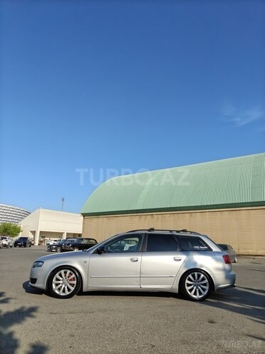 Audi A4-3