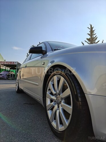Audi A4-5
