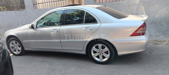 Mercedes C 240-3