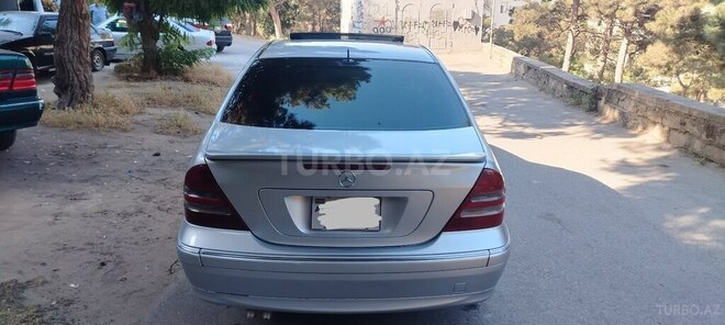 Mercedes C 240-4