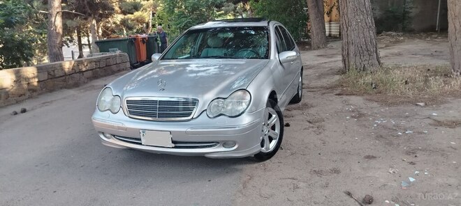 Mercedes C 240-6