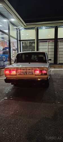 LADA (VAZ) 2107-2